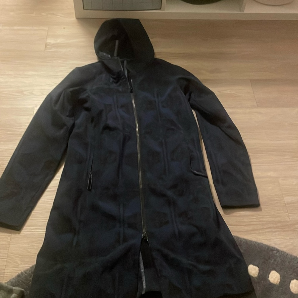 Lululemon rain coat